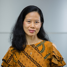 Dr Angela Salim