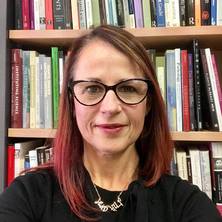 Associate Professor Elizabeth Stephens