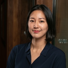 Dr Ji Hyun Julia Yang