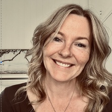 Lynne Reid