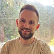 Dr Michael Hall
