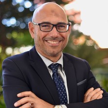 Associate Professor Salih Salih