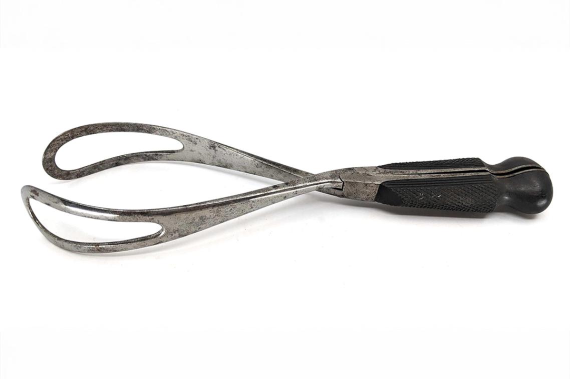 Forceps from the medical history museum